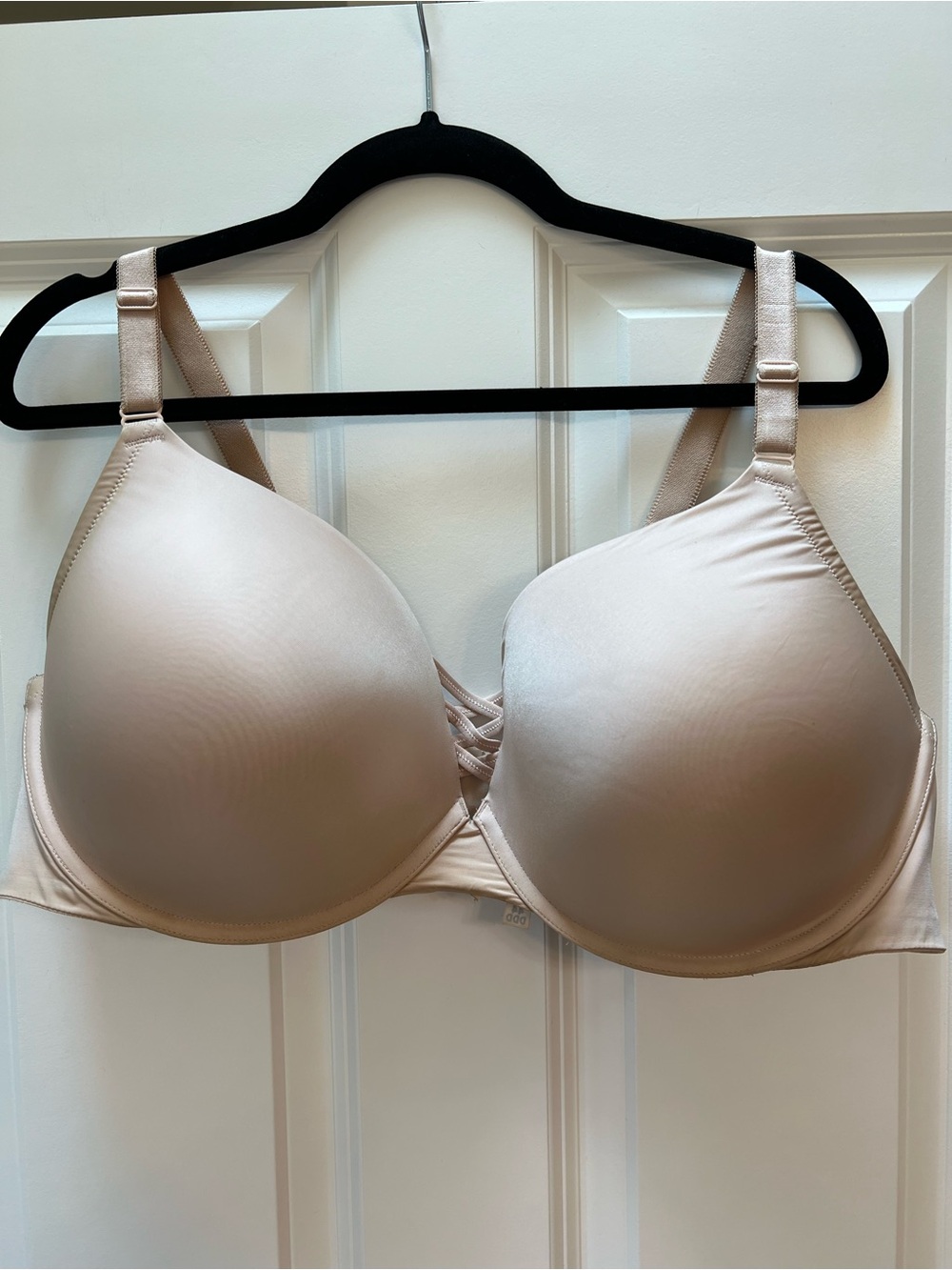 Torrid 44DD Push-Up Plunge Back Smoothing Bra Nude Beige